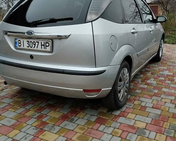 Сірий Форд Фокус, об'ємом двигуна 1.6 л та пробігом 250 тис. км за 4000 $, фото 2 на Automoto.ua