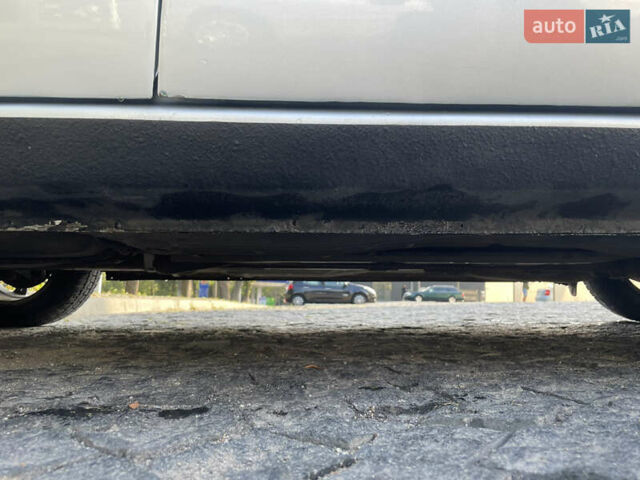 Сірий Форд Фокус, об'ємом двигуна 1.75 л та пробігом 339 тис. км за 3000 $, фото 4 на Automoto.ua