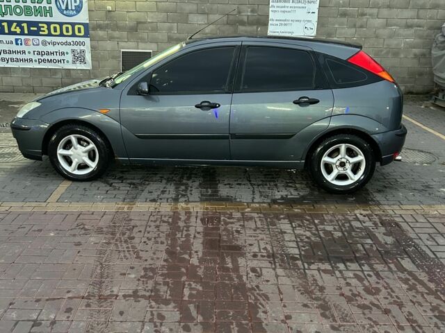 Сірий Форд Фокус, об'ємом двигуна 1.8 л та пробігом 285 тис. км за 2600 $, фото 9 на Automoto.ua