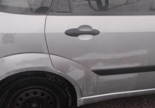 Сірий Форд Фокус, об'ємом двигуна 0 л та пробігом 205 тис. км за 2302 $, фото 15 на Automoto.ua