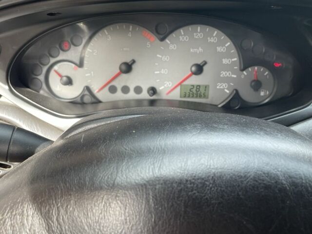 Сірий Форд Фокус, об'ємом двигуна 1.8 л та пробігом 339 тис. км за 3000 $, фото 5 на Automoto.ua