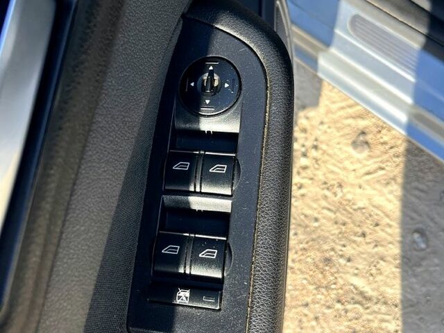 Серый Форд Фокус, объемом двигателя 1.6 л и пробегом 295 тыс. км за 3500 $, фото 11 на Automoto.ua