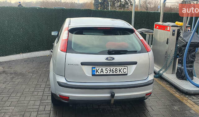Сірий Форд Фокус, об'ємом двигуна 1.6 л та пробігом 214 тис. км за 3600 $, фото 20 на Automoto.ua