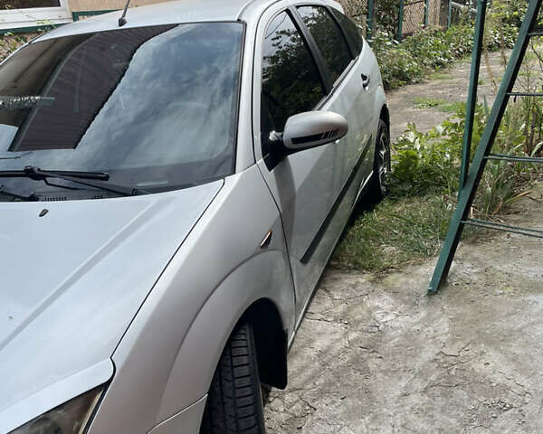 Сірий Форд Фокус, об'ємом двигуна 1.75 л та пробігом 339 тис. км за 3000 $, фото 7 на Automoto.ua