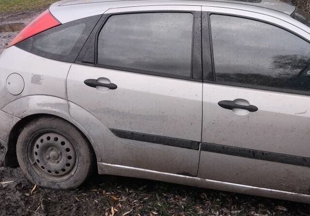 Сірий Форд Фокус, об'ємом двигуна 0 л та пробігом 205 тис. км за 2302 $, фото 16 на Automoto.ua