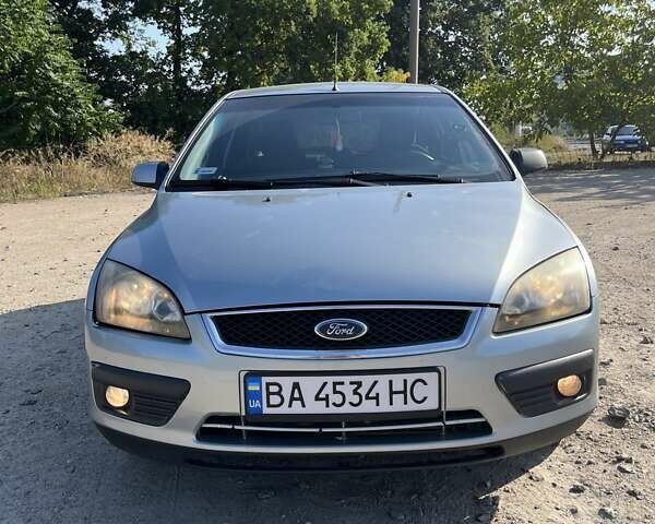 Сірий Форд Фокус, об'ємом двигуна 1.56 л та пробігом 294 тис. км за 4000 $, фото 1 на Automoto.ua