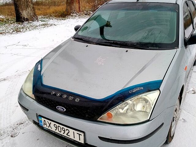 Серый Форд Фокус, объемом двигателя 1.4 л и пробегом 240 тыс. км за 2600 $, фото 2 на Automoto.ua