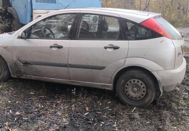 Сірий Форд Фокус, об'ємом двигуна 0 л та пробігом 205 тис. км за 2862 $, фото 10 на Automoto.ua