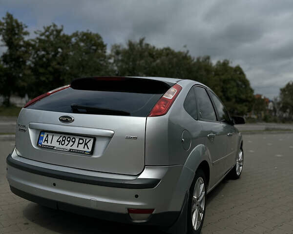 Сірий Форд Фокус, об'ємом двигуна 1.8 л та пробігом 310 тис. км за 4100 $, фото 8 на Automoto.ua