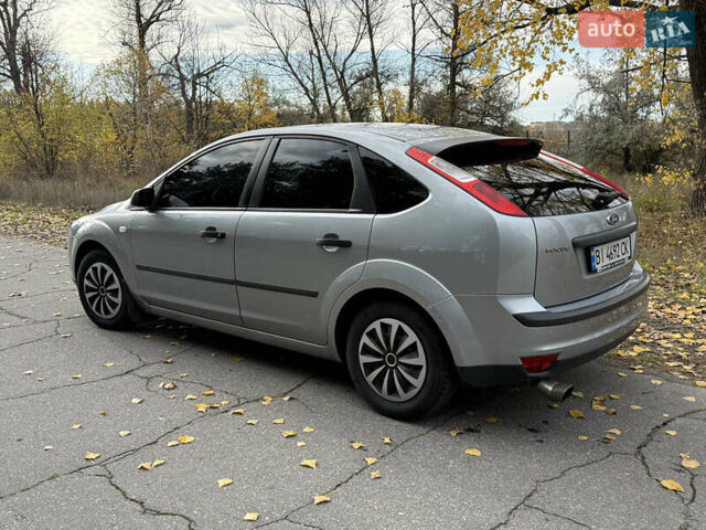 Сірий Форд Фокус, об'ємом двигуна 1.39 л та пробігом 265 тис. км за 4400 $, фото 3 на Automoto.ua