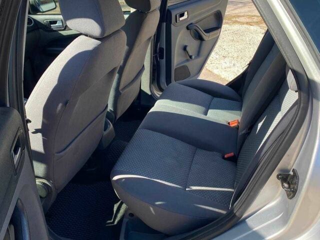 Серый Форд Фокус, объемом двигателя 1.6 л и пробегом 209 тыс. км за 4950 $, фото 10 на Automoto.ua