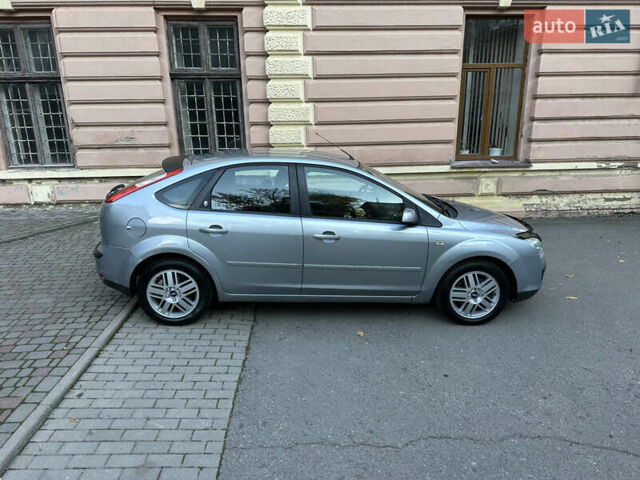 Форд Фокус 2005 в Черновцах на Automoto.ua Серый Форд Фокус, объемом двигателя 2 л и пробегом 320 тыс. км за 4150 $, фото 7 на Automoto.ua