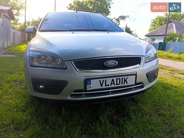 Серый Форд Фокус, объемом двигателя 1.6 л и пробегом 267 тыс. км за 3500 $, фото 1 на Automoto.ua