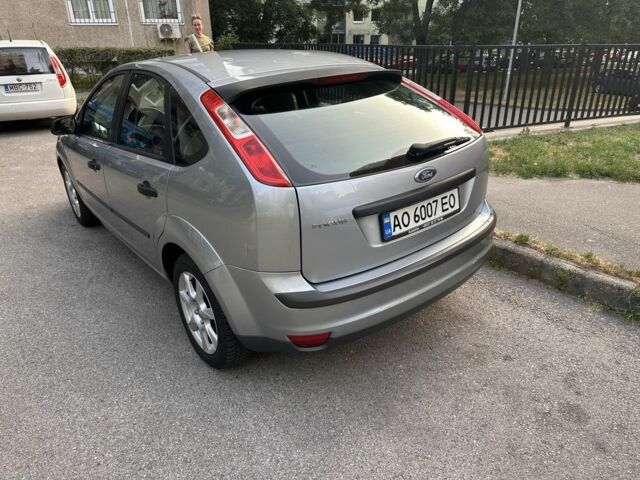 Сірий Форд Фокус, об'ємом двигуна 1.6 л та пробігом 182 тис. км за 4400 $, фото 3 на Automoto.ua