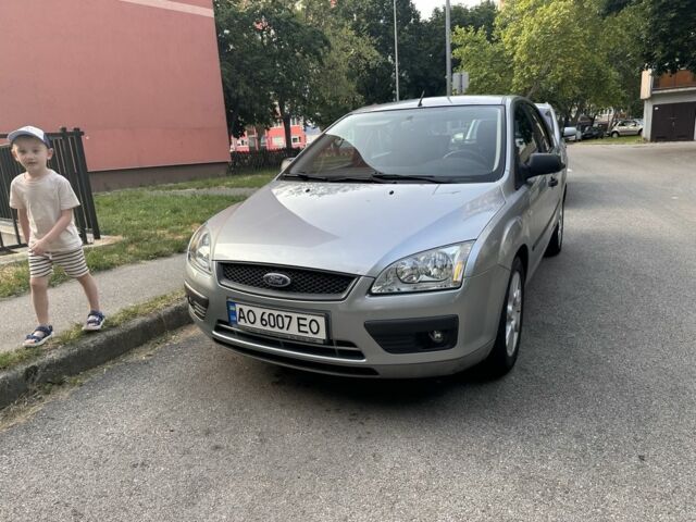 Сірий Форд Фокус, об'ємом двигуна 1.6 л та пробігом 182 тис. км за 4400 $, фото 1 на Automoto.ua