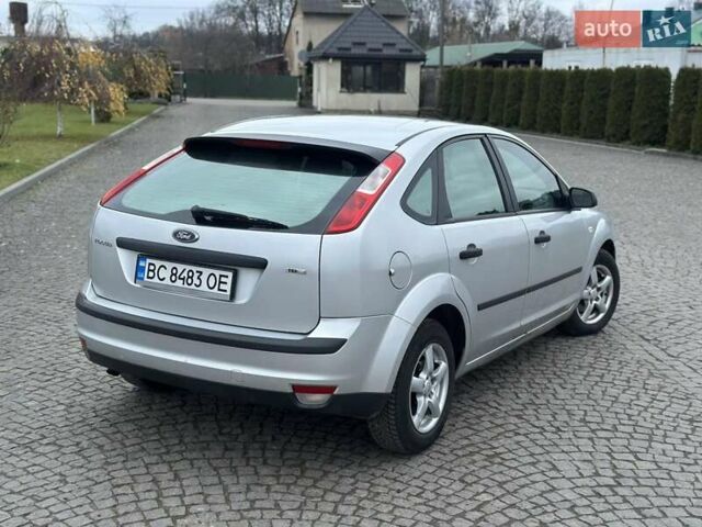 Сірий Форд Фокус, об'ємом двигуна 1.56 л та пробігом 225 тис. км за 3199 $, фото 3 на Automoto.ua