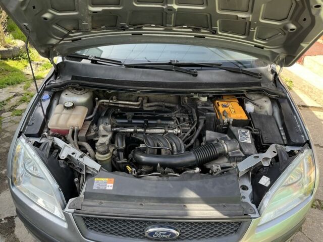 Серый Форд Фокус, объемом двигателя 1.4 л и пробегом 219 тыс. км за 4396 $, фото 11 на Automoto.ua