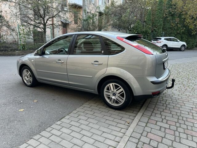 Форд Фокус 2005 в Черновцах на Automoto.ua Серый Форд Фокус, объемом двигателя 2 л и пробегом 320 тыс. км за 4150 $, фото 3 на Automoto.ua