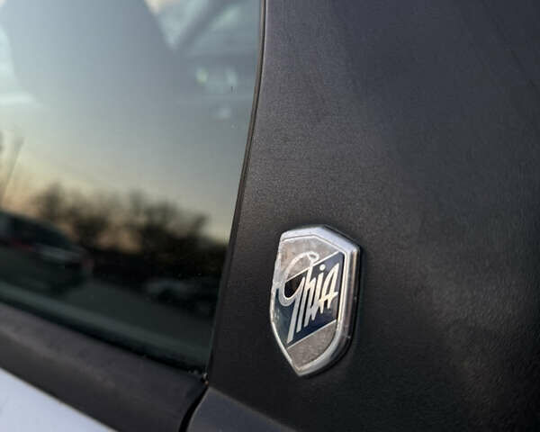 Серый Форд Фокус, объемом двигателя 2 л и пробегом 323 тыс. км за 4100 $, фото 12 на Automoto.ua