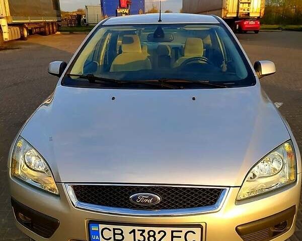 Серый Форд Фокус, объемом двигателя 1.6 л и пробегом 116 тыс. км за 5000 $, фото 7 на Automoto.ua