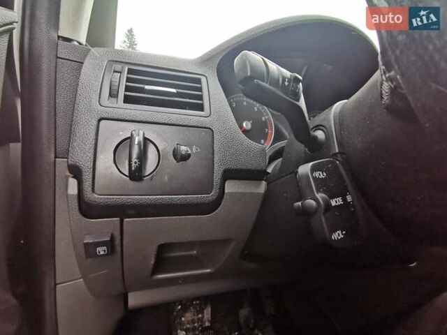 Сірий Форд Фокус, об'ємом двигуна 1.8 л та пробігом 355 тис. км за 4500 $, фото 17 на Automoto.ua