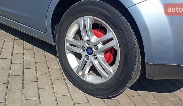 Серый Форд Фокус, объемом двигателя 1.6 л и пробегом 228 тыс. км за 4650 $, фото 11 на Automoto.ua