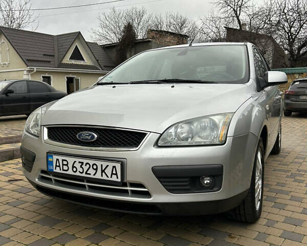 Сірий Форд Фокус, об'ємом двигуна 1.6 л та пробігом 268 тис. км за 4300 $, фото 5 на Automoto.ua