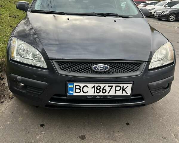 Серый Форд Фокус, объемом двигателя 1.6 л и пробегом 219 тыс. км за 3500 $, фото 1 на Automoto.ua