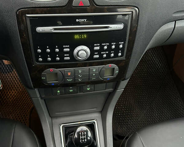 Сірий Форд Фокус, об'ємом двигуна 1.6 л та пробігом 268 тис. км за 4300 $, фото 15 на Automoto.ua