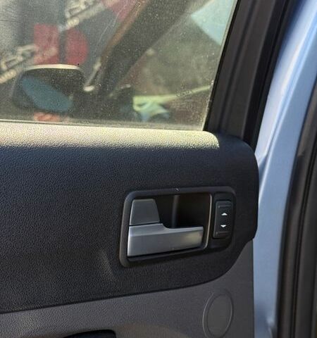 Серый Форд Фокус, объемом двигателя 1.6 л и пробегом 112 тыс. км за 6000 $, фото 15 на Automoto.ua