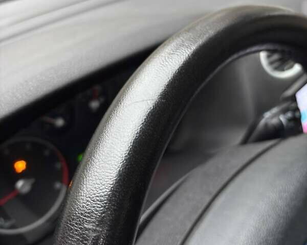 Серый Форд Фокус, объемом двигателя 1.6 л и пробегом 243 тыс. км за 4000 $, фото 18 на Automoto.ua