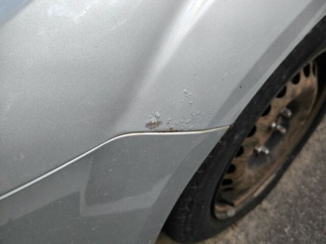 Серый Форд Фокус, объемом двигателя 1.8 л и пробегом 320 тыс. км за 3400 $, фото 6 на Automoto.ua