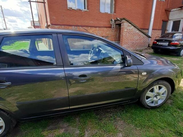 Серый Форд Фокус, объемом двигателя 1.6 л и пробегом 190 тыс. км за 5300 $, фото 4 на Automoto.ua