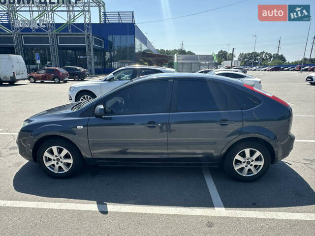 Серый Форд Фокус, объемом двигателя 1.6 л и пробегом 190 тыс. км за 4999 $, фото 8 на Automoto.ua