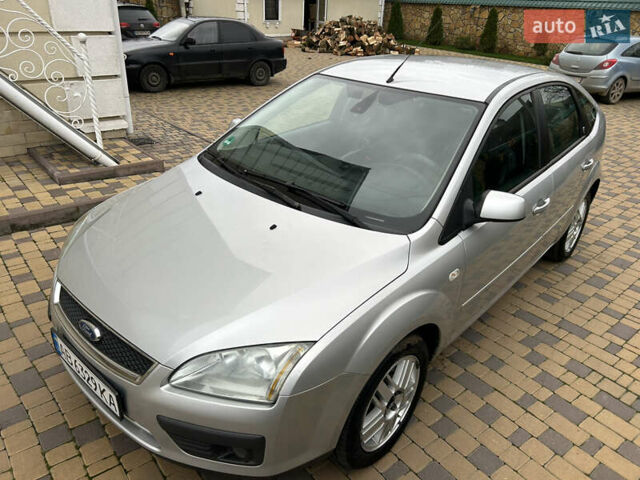 Сірий Форд Фокус, об'ємом двигуна 1.6 л та пробігом 268 тис. км за 4300 $, фото 21 на Automoto.ua