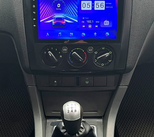 Сірий Форд Фокус, об'ємом двигуна 1.6 л та пробігом 303 тис. км за 4500 $, фото 11 на Automoto.ua