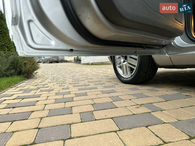 Сірий Форд Фокус, об'ємом двигуна 1.6 л та пробігом 268 тис. км за 4300 $, фото 31 на Automoto.ua