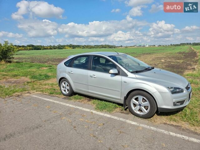Сірий Форд Фокус, об'ємом двигуна 1.8 л та пробігом 263 тис. км за 5500 $, фото 4 на Automoto.ua