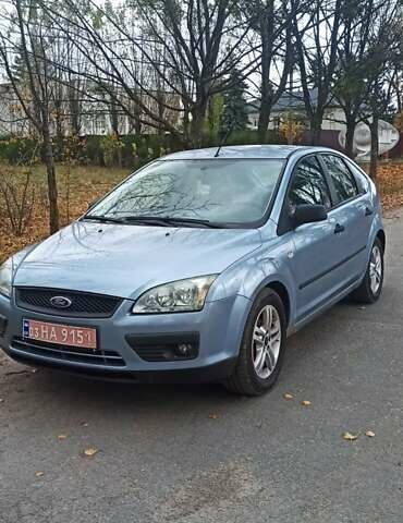 Сірий Форд Фокус, об'ємом двигуна 1.6 л та пробігом 228 тис. км за 4450 $, фото 1 на Automoto.ua
