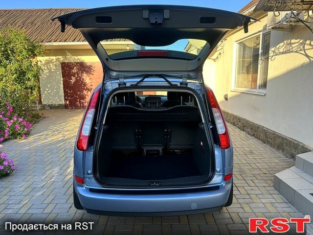 Серый Форд Фокус, объемом двигателя 1.8 л и пробегом 40 тыс. км за 7500 $, фото 8 на Automoto.ua