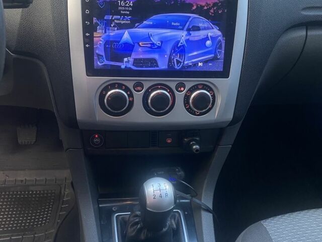 Сірий Форд Фокус, об'ємом двигуна 1.6 л та пробігом 370 тис. км за 4500 $, фото 1 на Automoto.ua