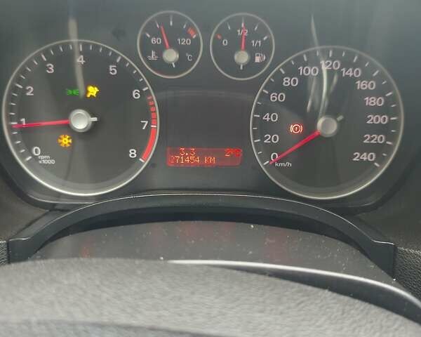 Серый Форд Фокус, объемом двигателя 1.6 л и пробегом 272 тыс. км за 5100 $, фото 12 на Automoto.ua