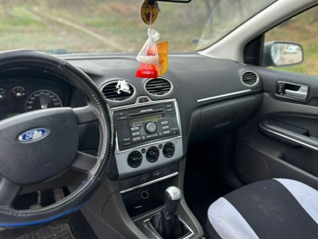 Форд Фокус 2007 в Николаеве на Automoto.ua Серый Форд Фокус, объемом двигателя 0 л и пробегом 200 тыс. км за 2100 $, фото 7 на Automoto.ua