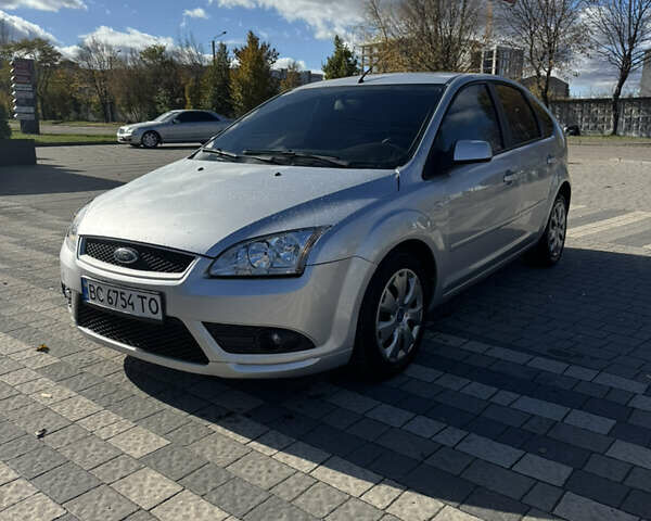 Серый Форд Фокус, объемом двигателя 2 л и пробегом 328 тыс. км за 4300 $, фото 1 на Automoto.ua