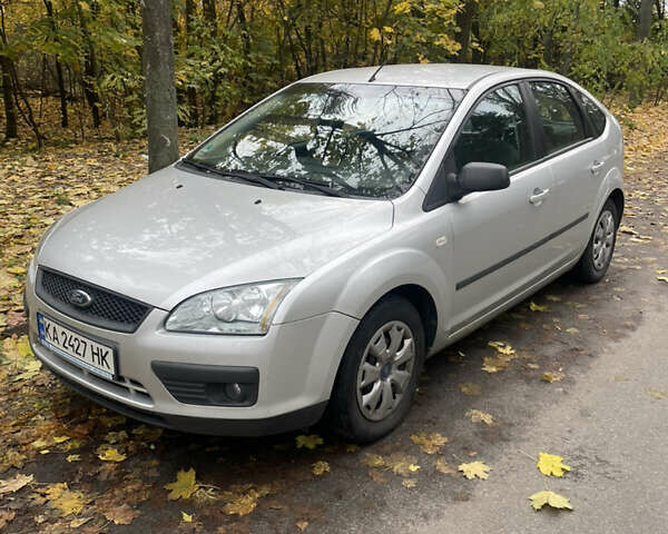 Форд Фокус 2007 в Киеве на Automoto.ua Серый Форд Фокус, объемом двигателя 1.6 л и пробегом 143 тыс. км за 4900 $, фото 2 на Automoto.ua