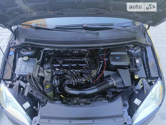 Сірий Форд Фокус, об'ємом двигуна 1.6 л та пробігом 240 тис. км за 4200 $, фото 27 на Automoto.ua