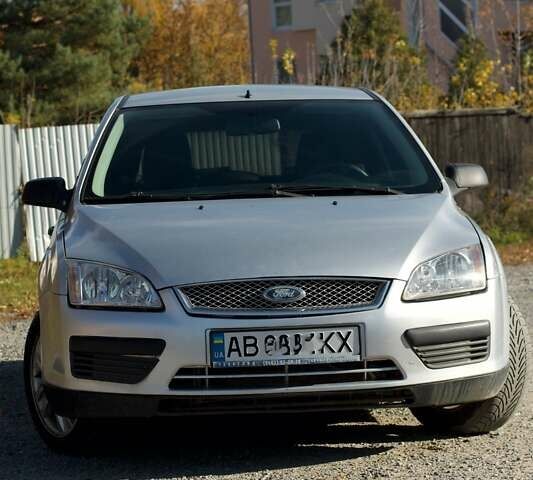 Сірий Форд Фокус, об'ємом двигуна 1.6 л та пробігом 272 тис. км за 4250 $, фото 7 на Automoto.ua