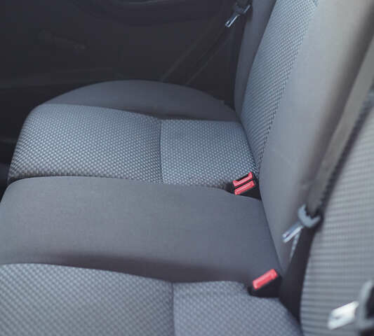 Форд Фокус 2007 в Киеве на Automoto.ua Серый Форд Фокус, объемом двигателя 1.6 л и пробегом 248 тыс. км за 4500 $, фото 11 на Automoto.ua