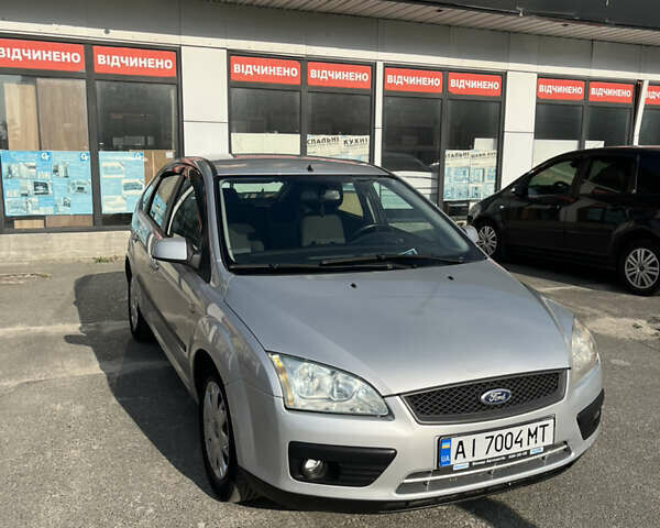 Сірий Форд Фокус, об'ємом двигуна 1.6 л та пробігом 239 тис. км за 4800 $, фото 1 на Automoto.ua