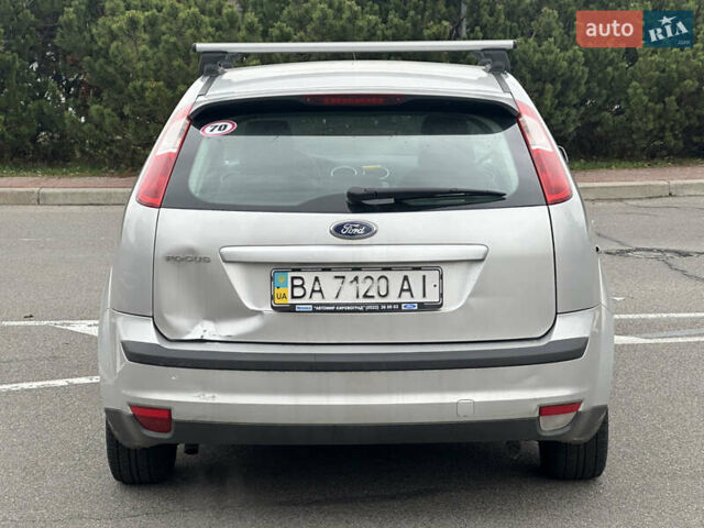 Серый Форд Фокус, объемом двигателя 1.6 л и пробегом 251 тыс. км за 4500 $, фото 10 на Automoto.ua
